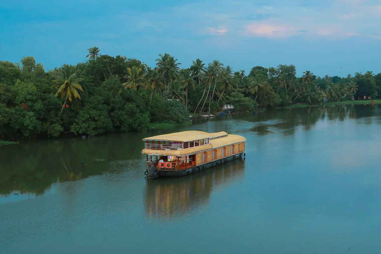 Luxury Houseboat in Alleppey