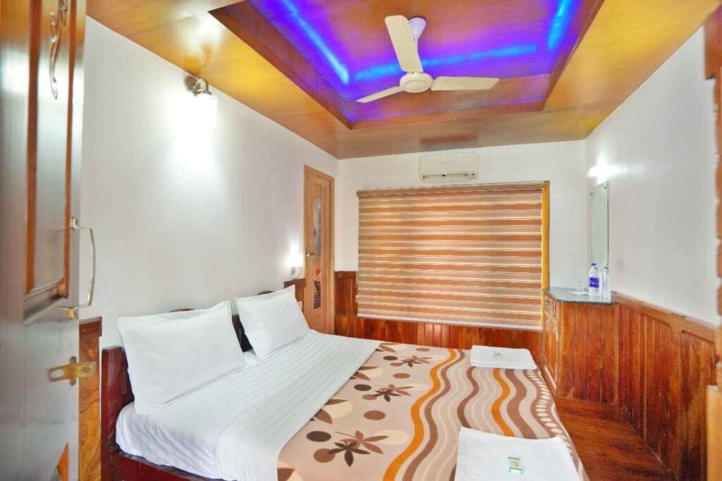 Premium Houseboat in Alleppey